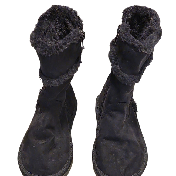 Michael Kors Black Kids Boots with Logo Detail - Picture 2 of 8